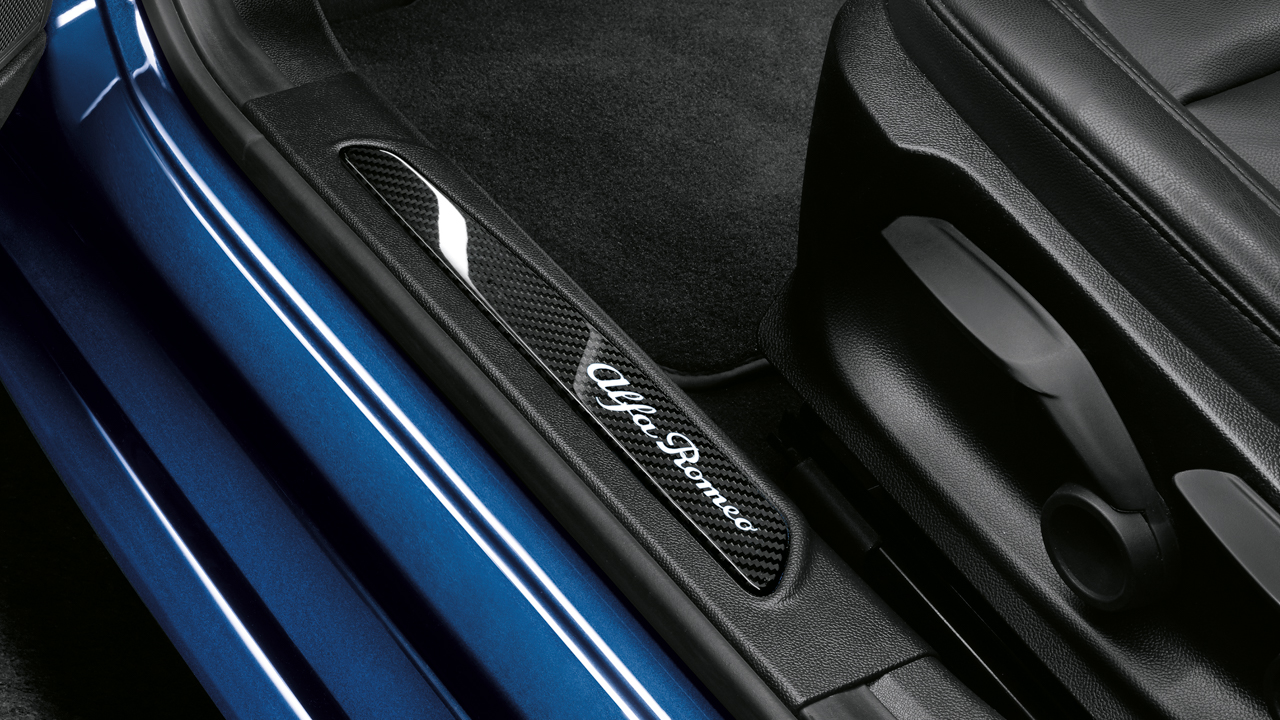 Carbon Fibre Illuminated Door Sill Guards